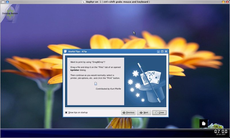 03-kde-started-up.jpg