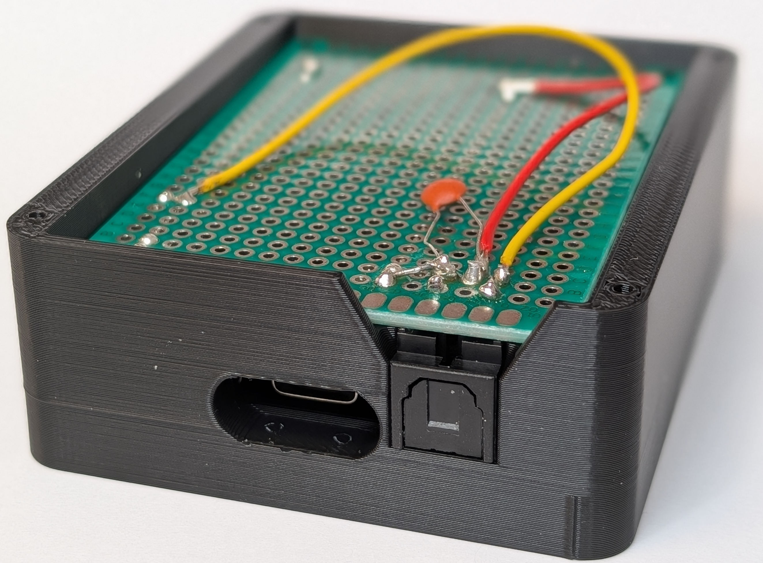 Get Electronics Electronics fitted in the lower box.jpg — Rudd-O.com